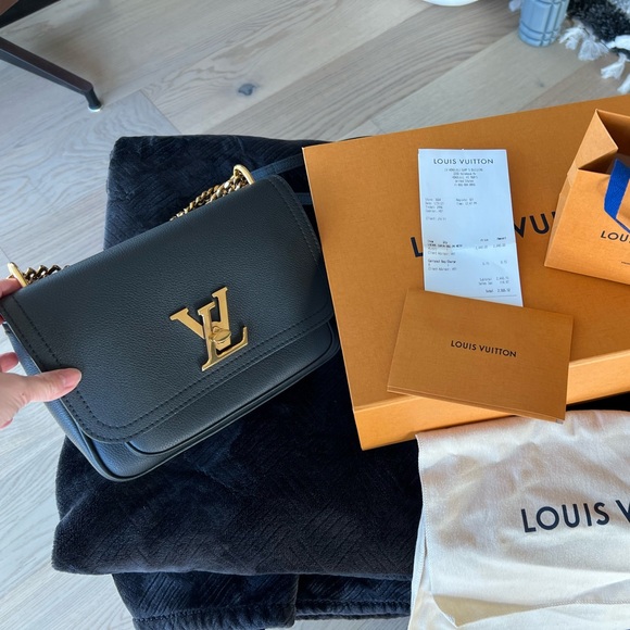 Louis Vuitton Lockme PM Noir Leather - Picture 1 of 8